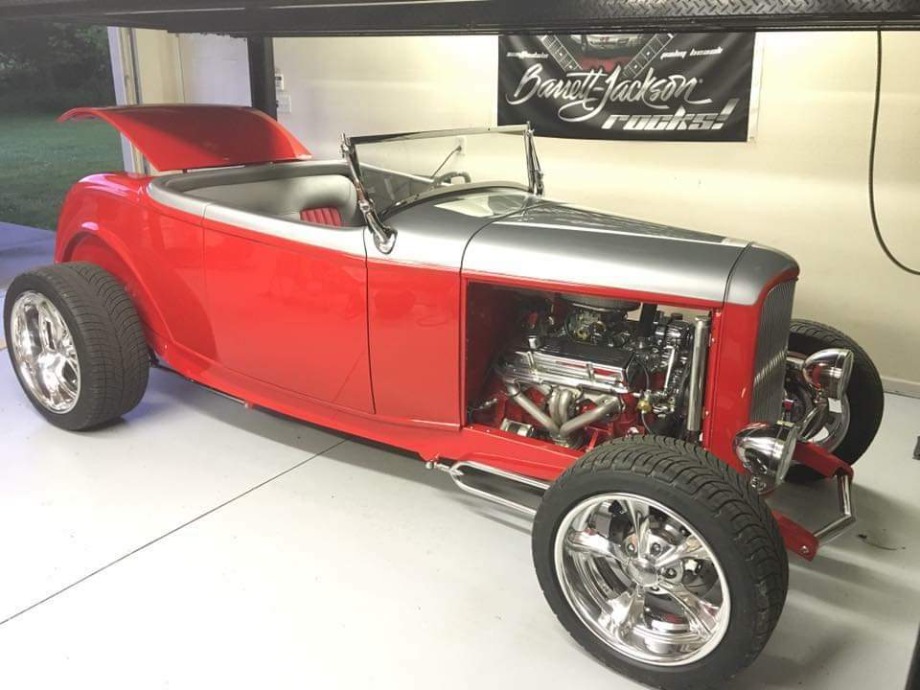 32 Ford Roadster  Custom Upholstery 