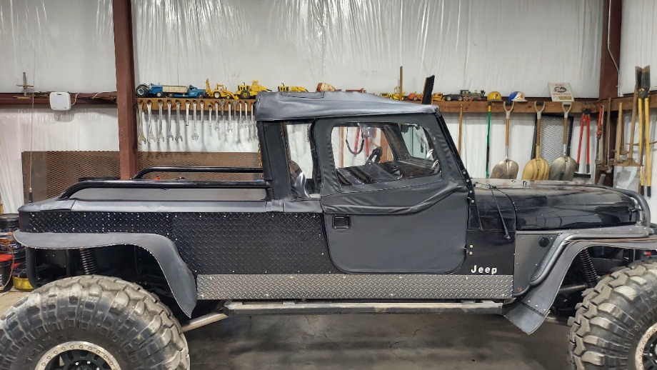 JEEP TOP AND BED COVER  Custom Upholstery 