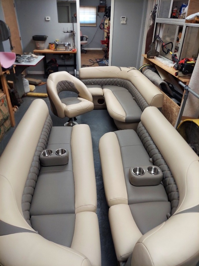 CUSTOM PONTOON UPHOLSTERY  Custom Upholstery 